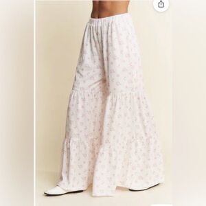 J.NNA NWT Floral Wide Leg Palazzo Tiered Pants